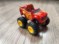 Zabawki (Play-doh, puzzle, autka itp.)