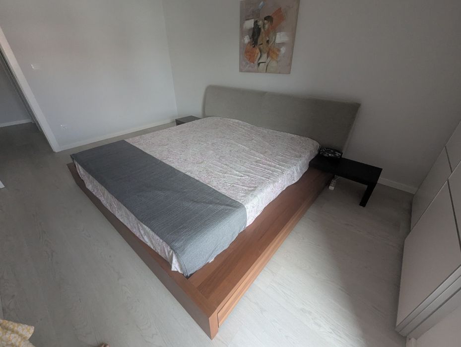 Cama King Size 1,80m X 2,00m da marca BO