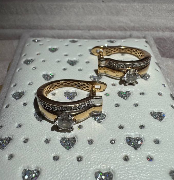 Серьги золотые, вес 4.05 г.