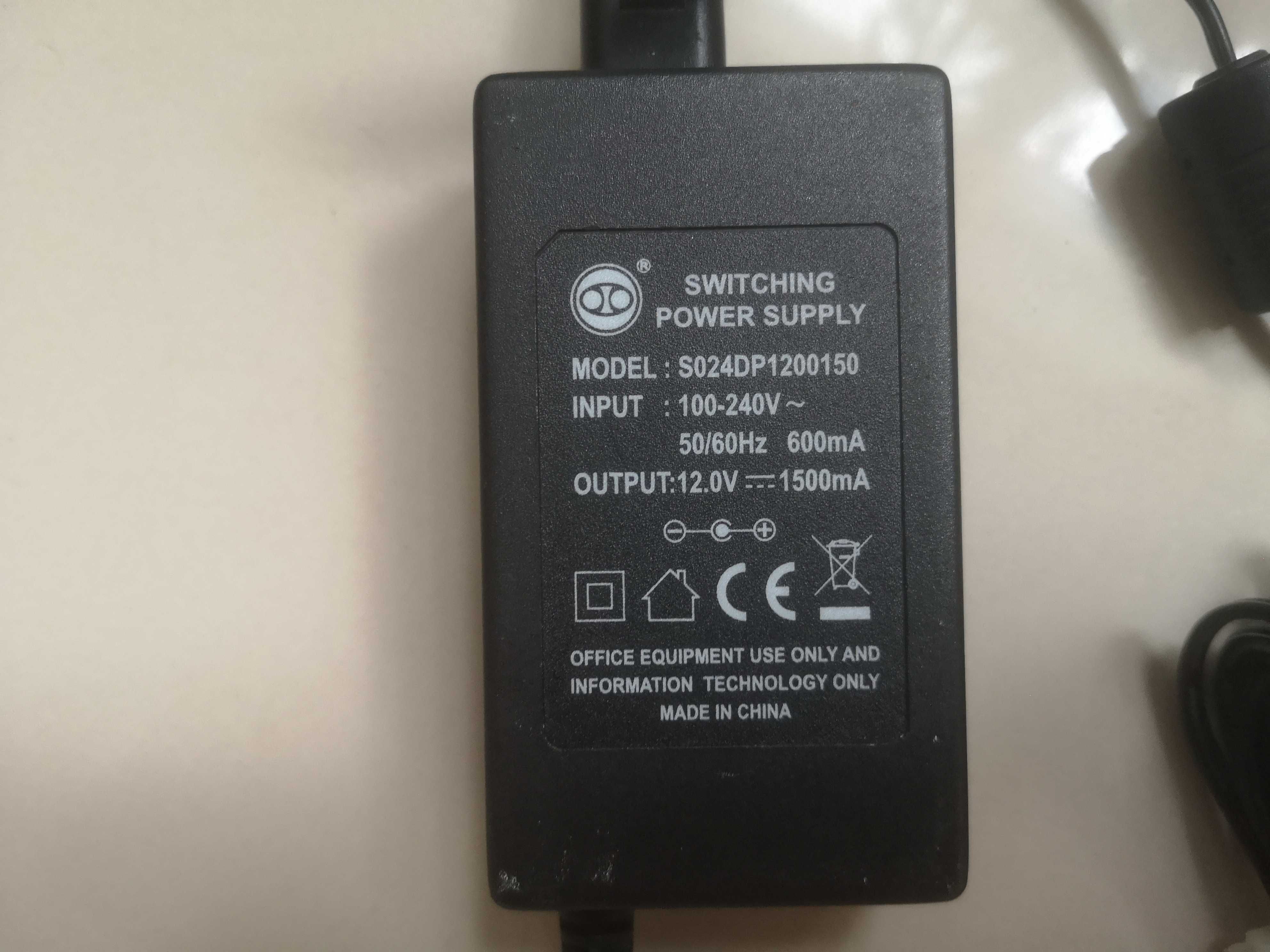 Блок живлення  S024dp1200150 12v 1,5A