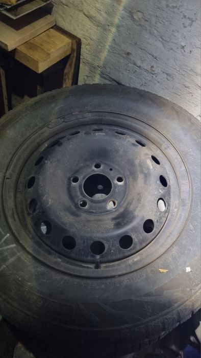 Резина с дисками на Reno