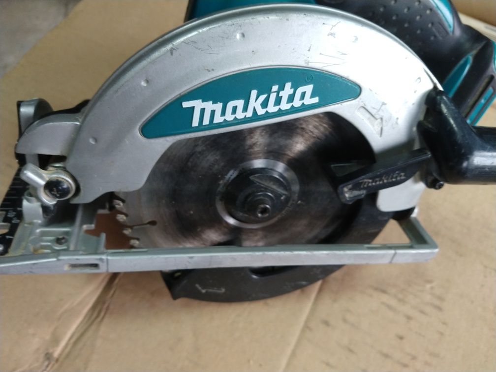 Акумуляторна пила makita BSS 610