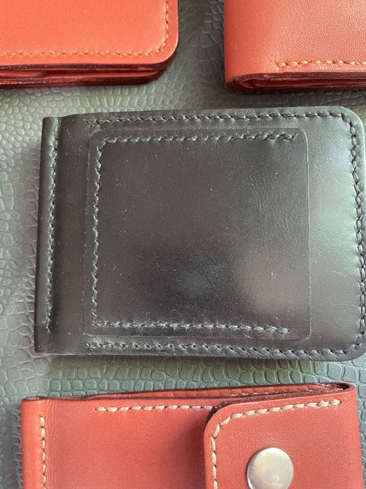 Затискач для грошей