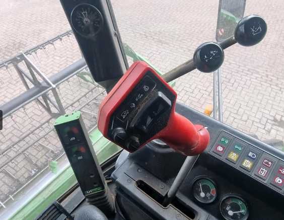 Комбайн зернозбиральний John Deere 1188 Hydro 4