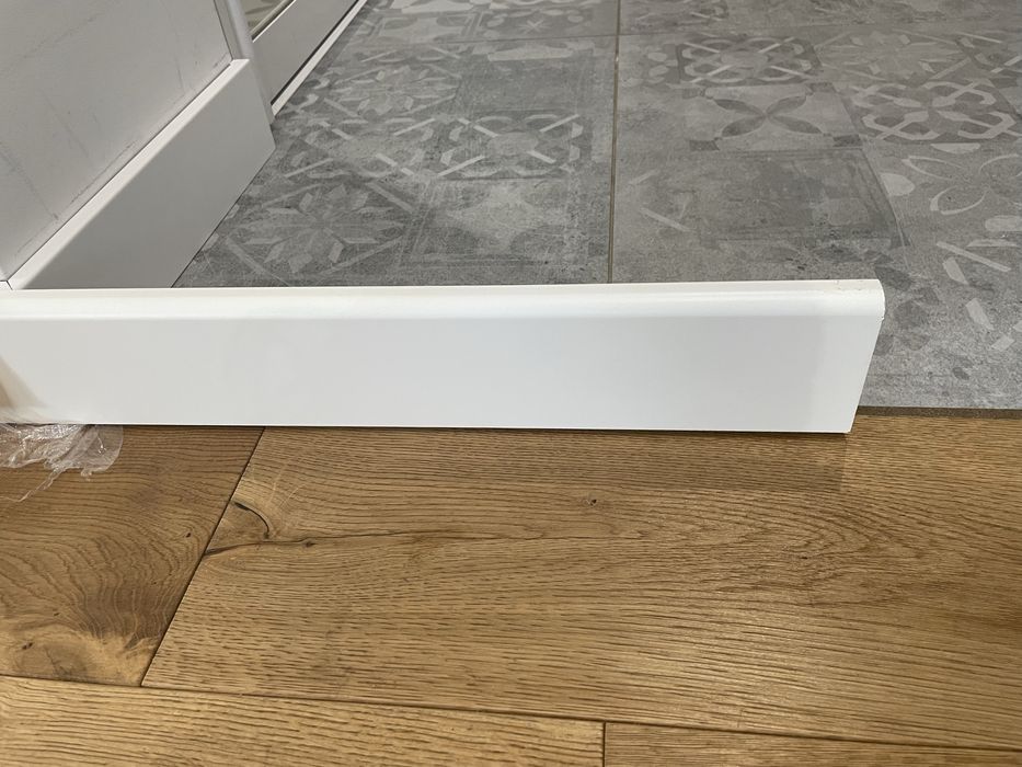 Listwy przypodłogowe białe MDF 2440x80x16 VIP Parkiet Profil 85 68m