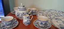 Niemiecki porcelanowy  zestaw kawowy + serwetki