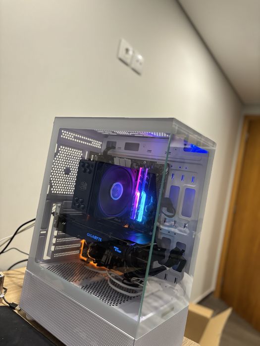 Vendo pc literalmente novo