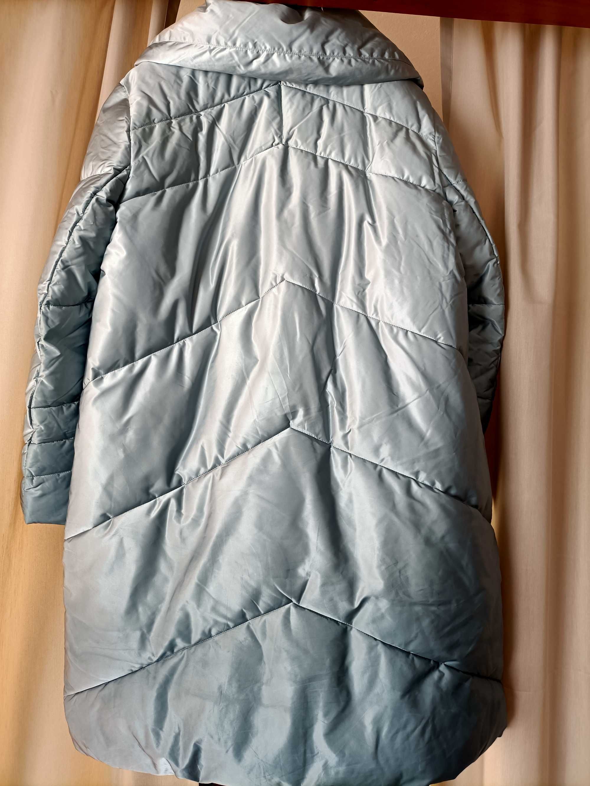 Casaco Puffer Senhora GUESS - Azul claro Metálico - Original - Novo