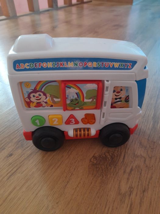 Fisher price потяг і автобус
