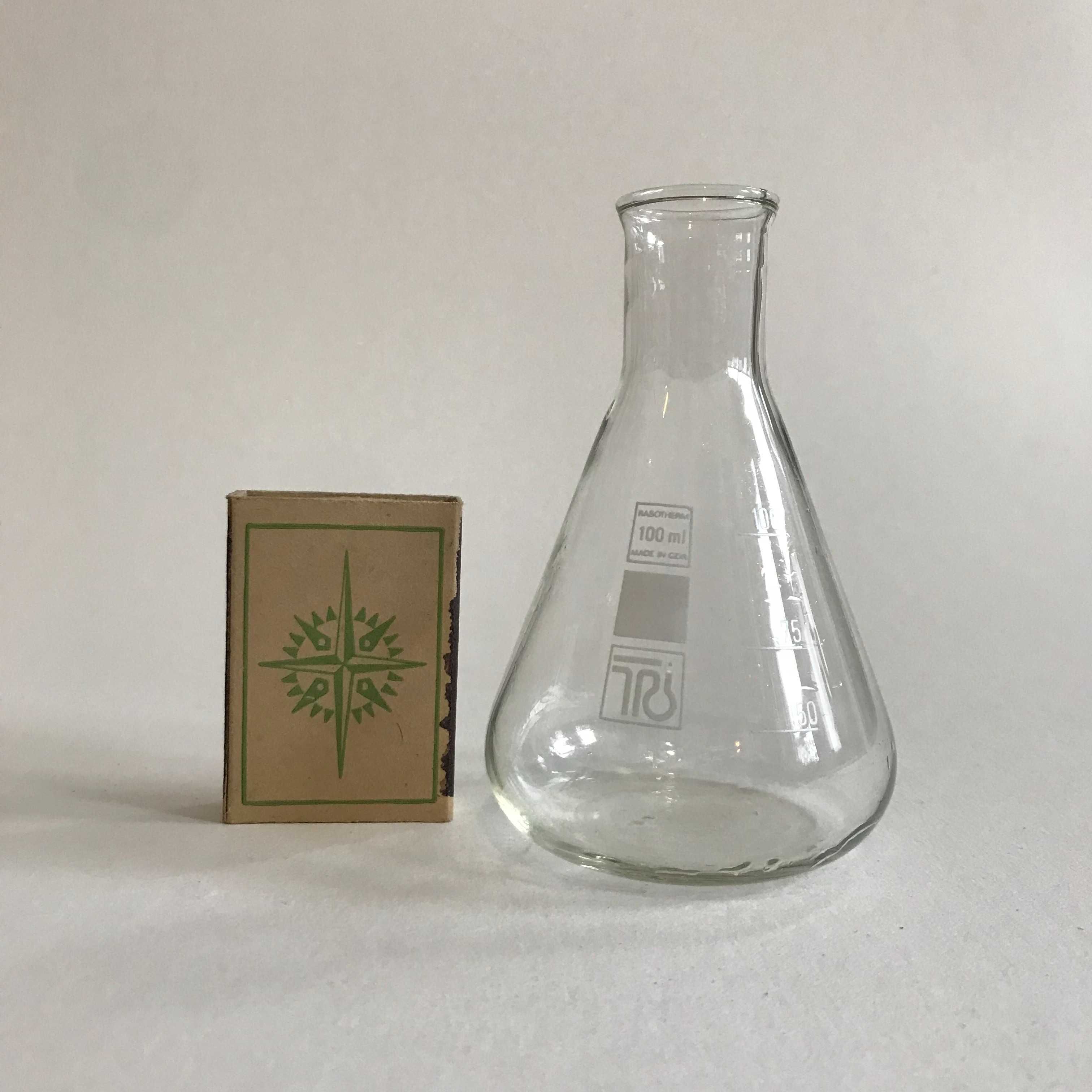 szkło laboratoryjne - Kolba stożkowa 100 ml  ( 50 szt )
