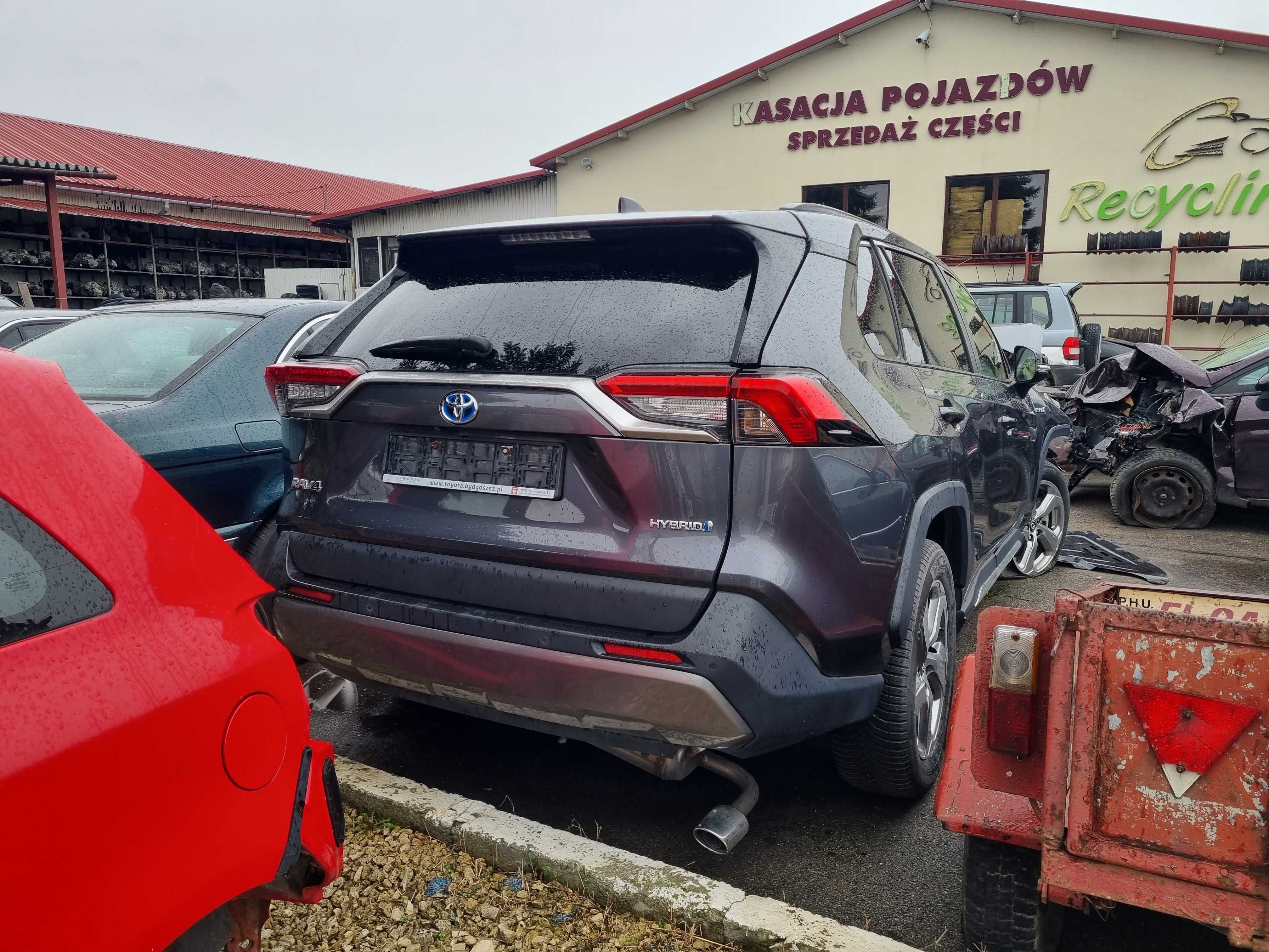 Toyota Rav4 hybryda 2019 na części