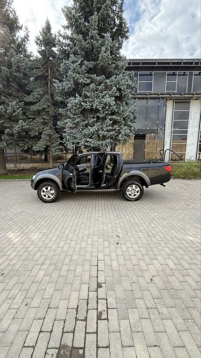Mitsubishi l200 4x4 super select