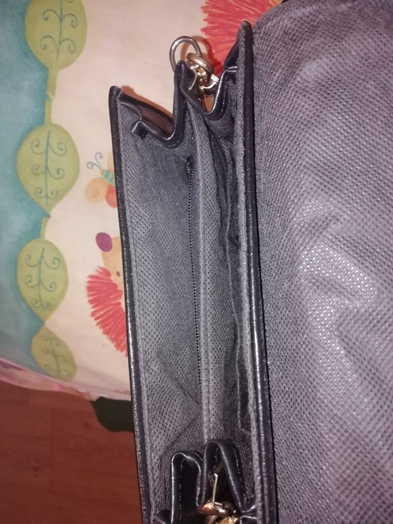 Torebka damska na pasku