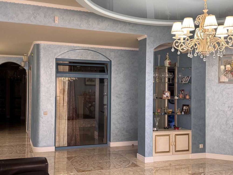 150 тыс.$ ПРОДАЖА / Квартира в центре с ремонтом 150м2 / Гагарина /