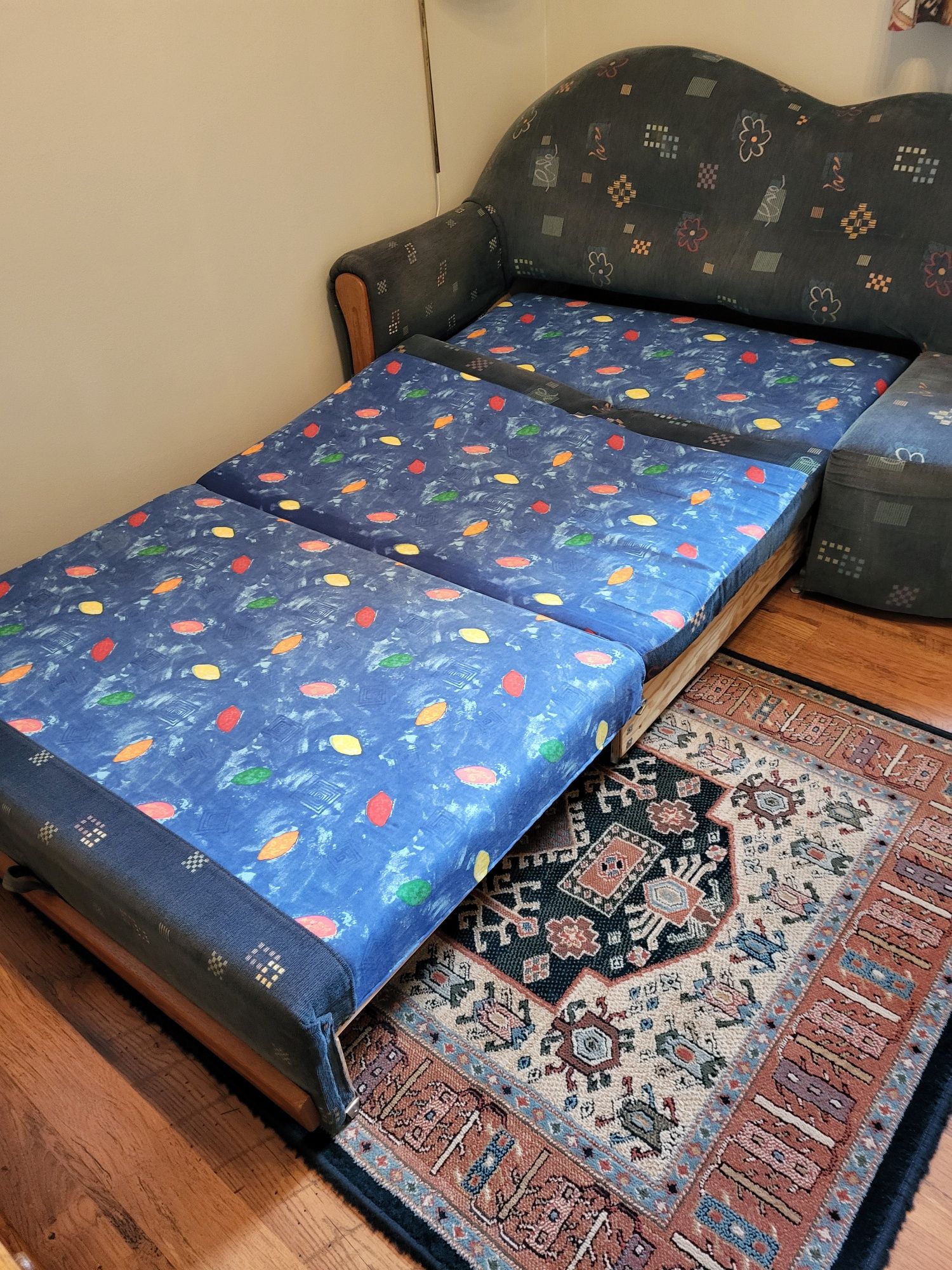 Łóżko, sofa młodzieżowa