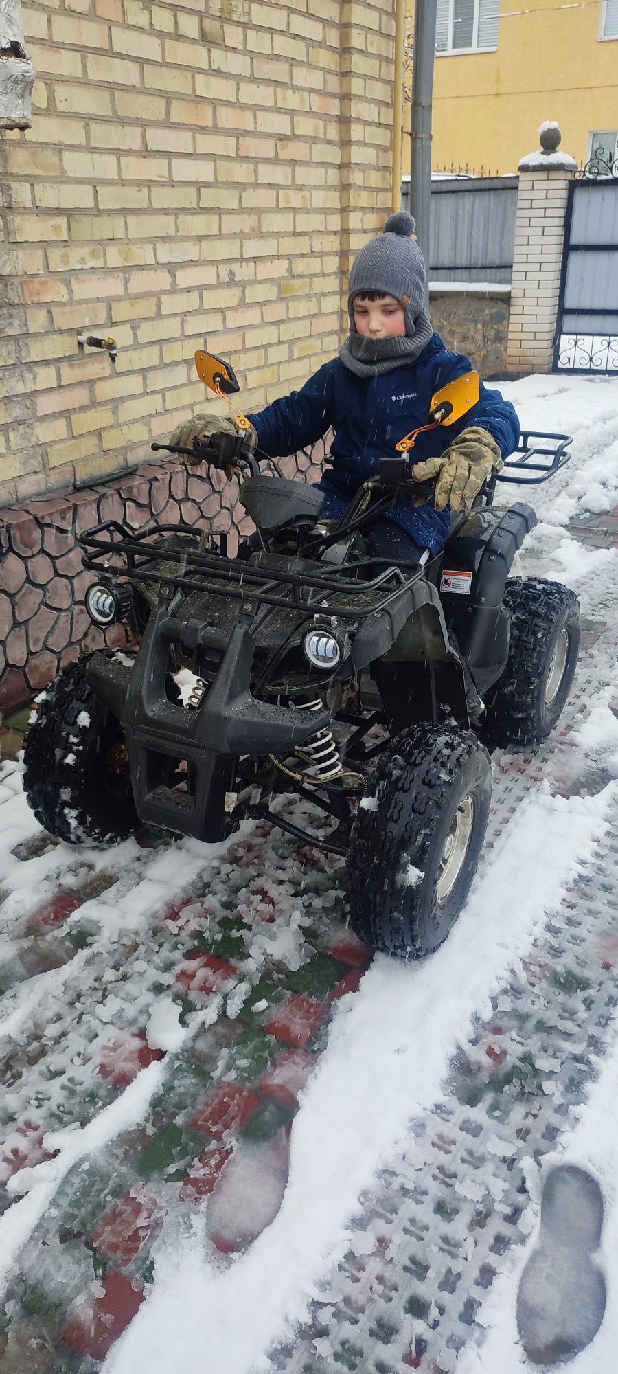 Продам квадроцикл ATV125