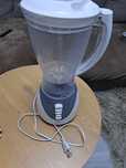 Blender kielichowy Bialy 350W Mocny