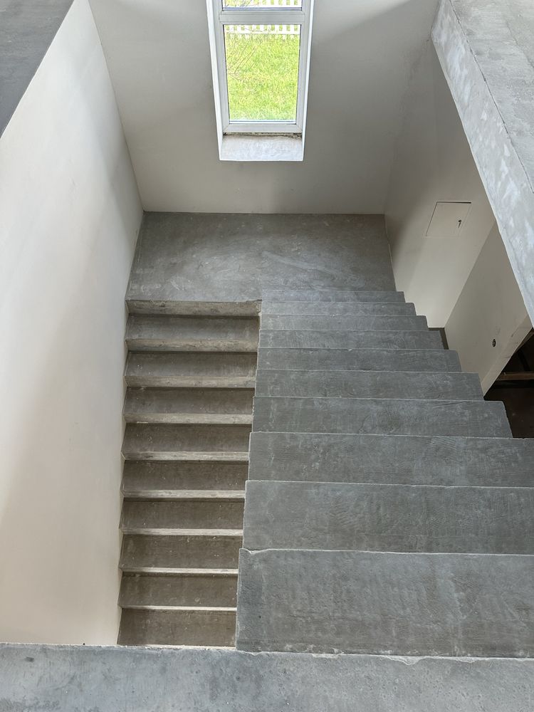 Продаж будинку 160 кв.м ( 10 соток)
