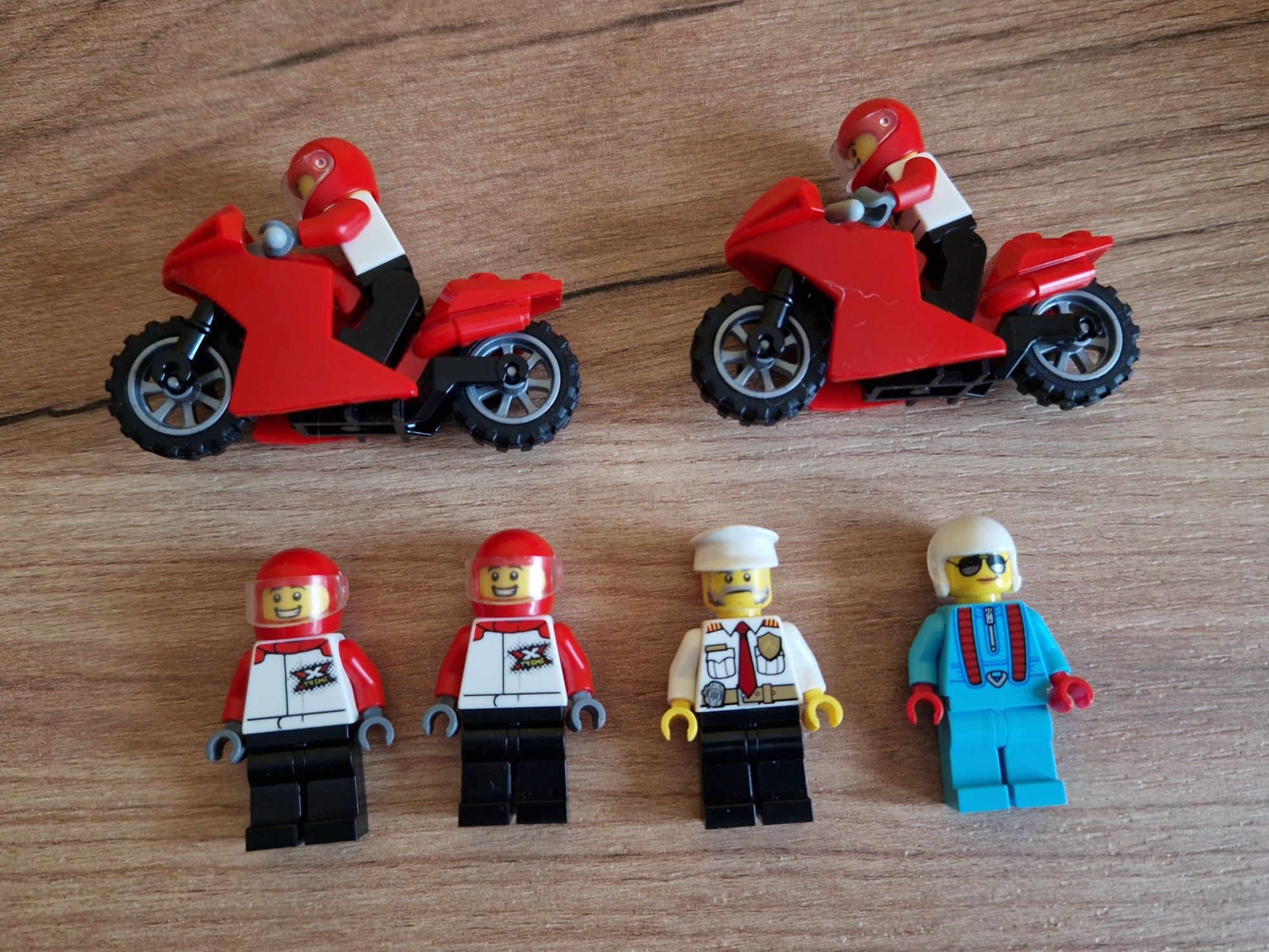 Lego City Minifigurki, Motorcycle Driver foil pack x2