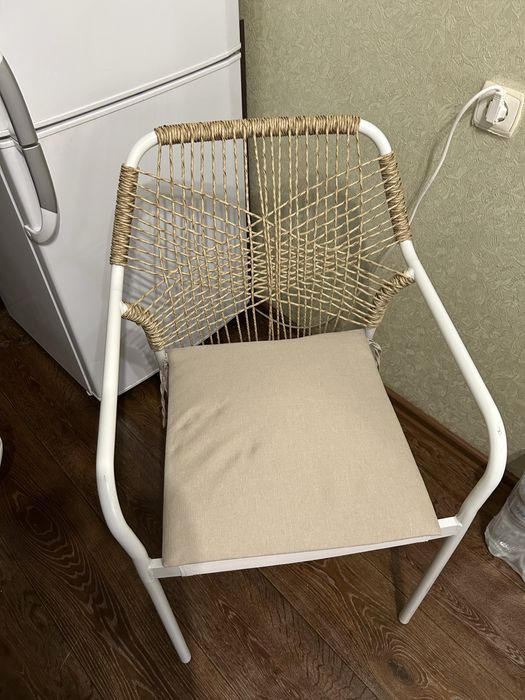 Стільчики на балкон і не тільки