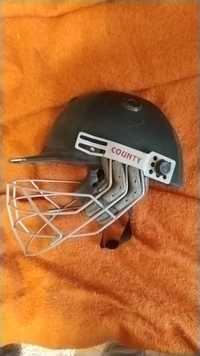 Продам Шлем для крикета