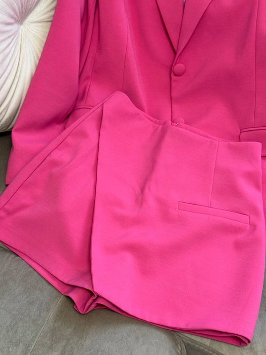 Ярко-розовый костюм Gepur Пиджак + юбка-шорты