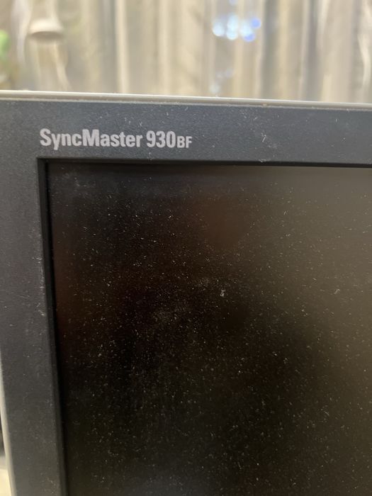Монітор Samsung SyncMaster 930 BF