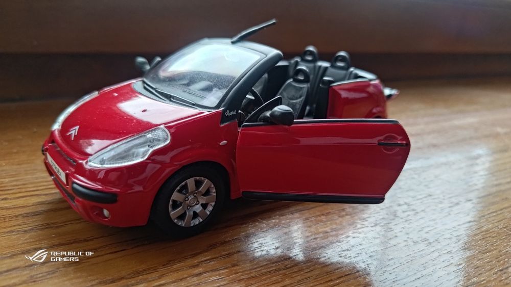 Model 1/24 - Citroen C3 Prulier Bburago