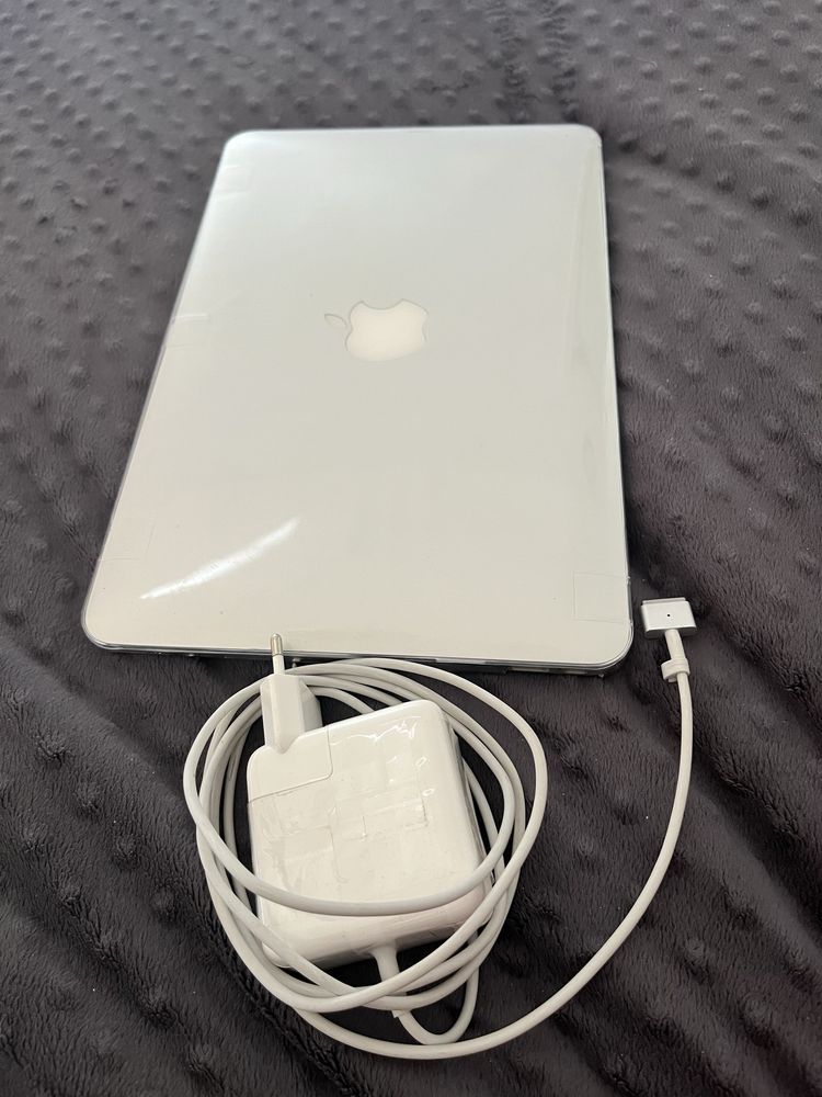 Apple MacBook 11” rok 2015 4GB/128
