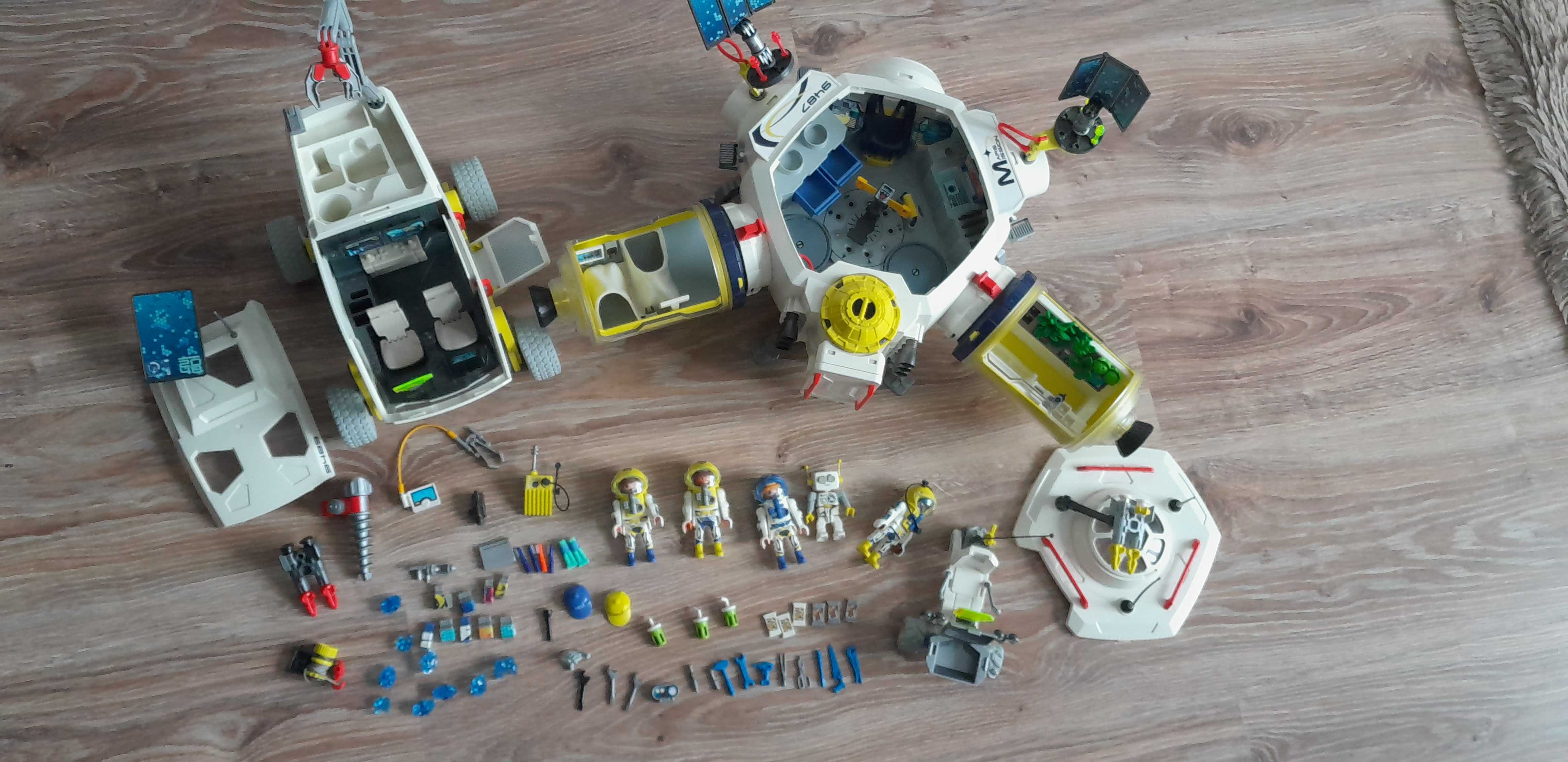 Playmobil duży zestaw Misja na Marsa Łazik marsjański, stacja, pojazd