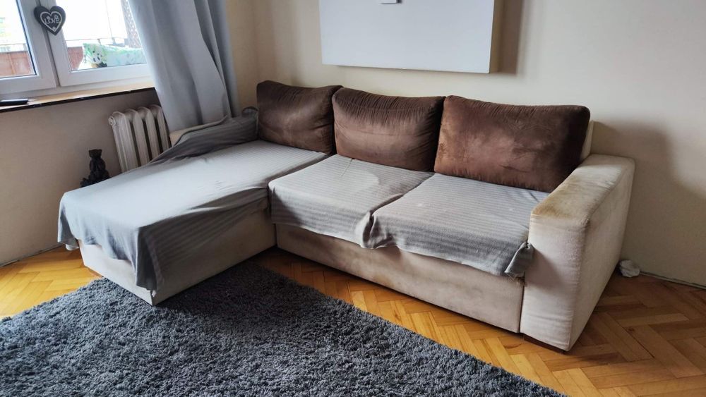 Narożnik kanapa z funkcją spania