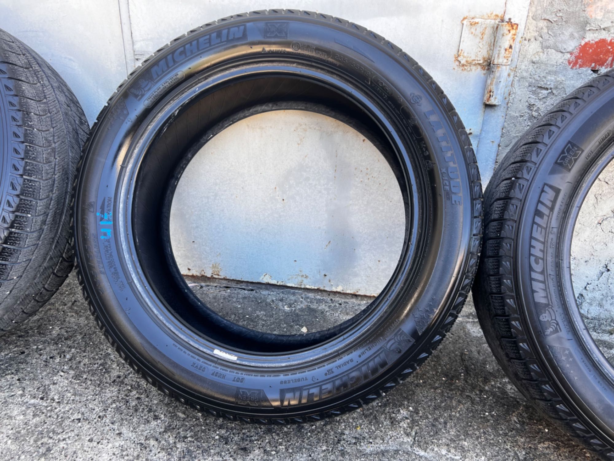 Зимові шини Michelin 235/55 R19