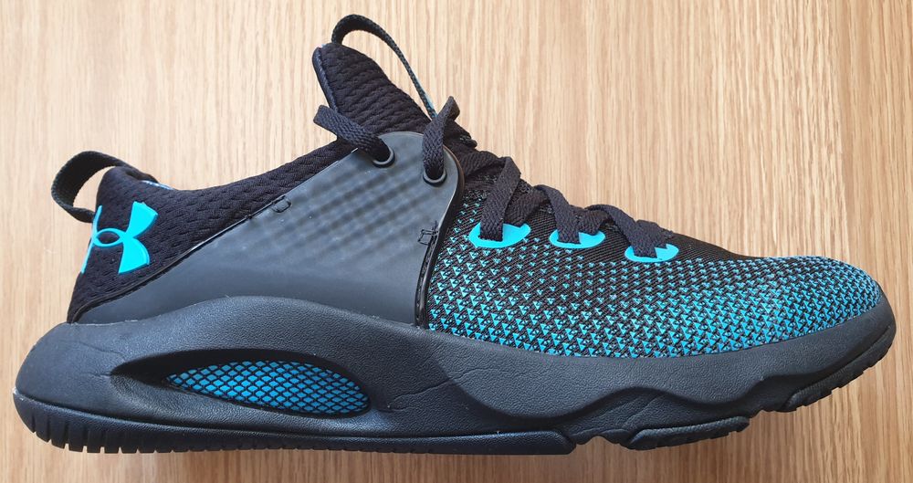 Ténis Hovr Under Armour (nr. 39) - como novos