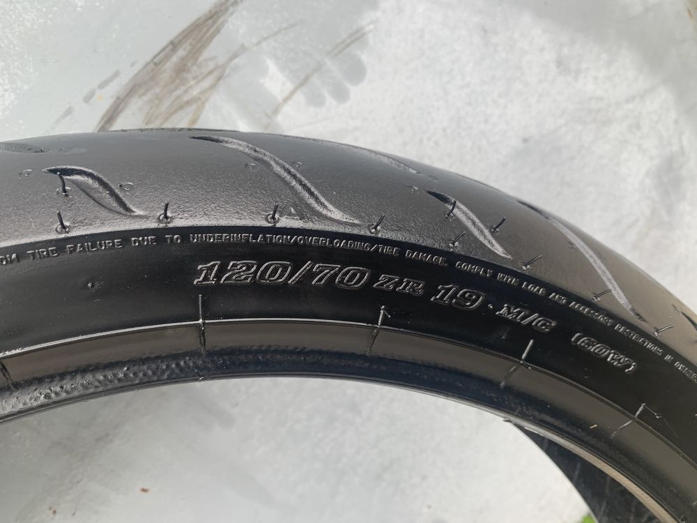 Dunlop D208f 120/70 zr19 Harley Davidson V Rod