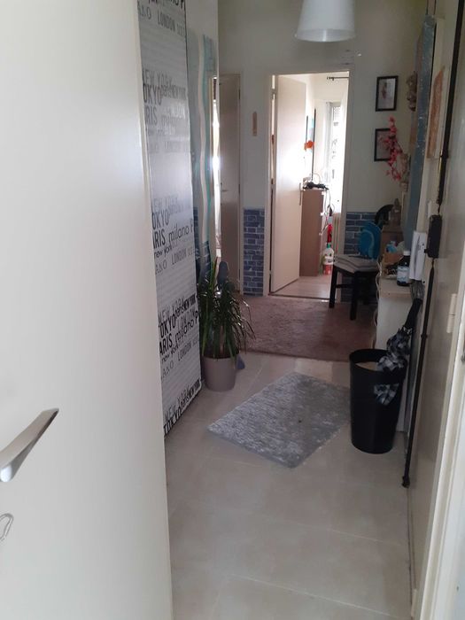 Alugo quarto para 1 de Dezembro com ambiente familiar em Odivelas