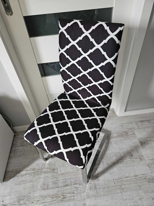 Pokrowce na krzesła wzór biało czarne elastyczne uniwersalne 4 sztuki