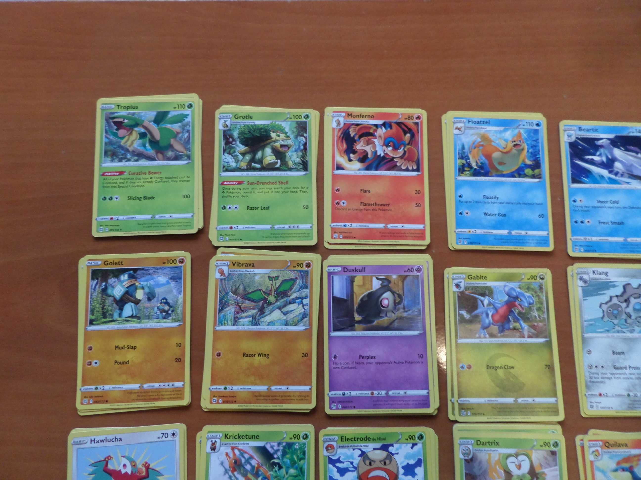 CL# - Lote de 117 Cartas Pokemon Novas + 7 Energias