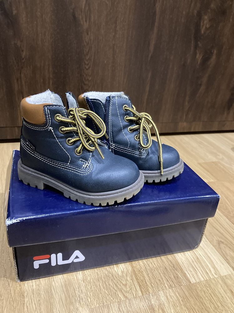 Buty zimowe/jesienne. Fila, rozmiar 21