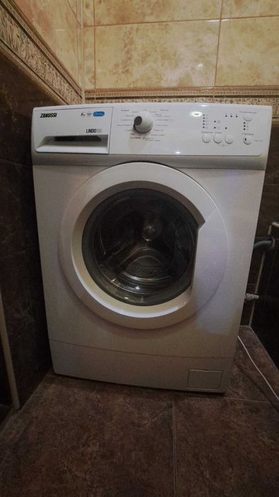 Пральна машина Zanussi Lindo100 в гарному робочому стані