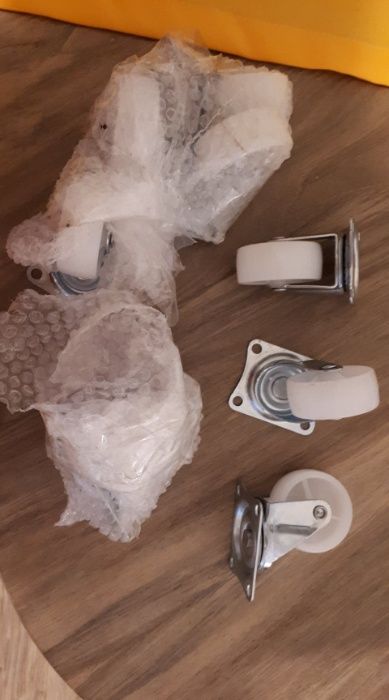 Kółka 25 mm do mebli 8 sztuk