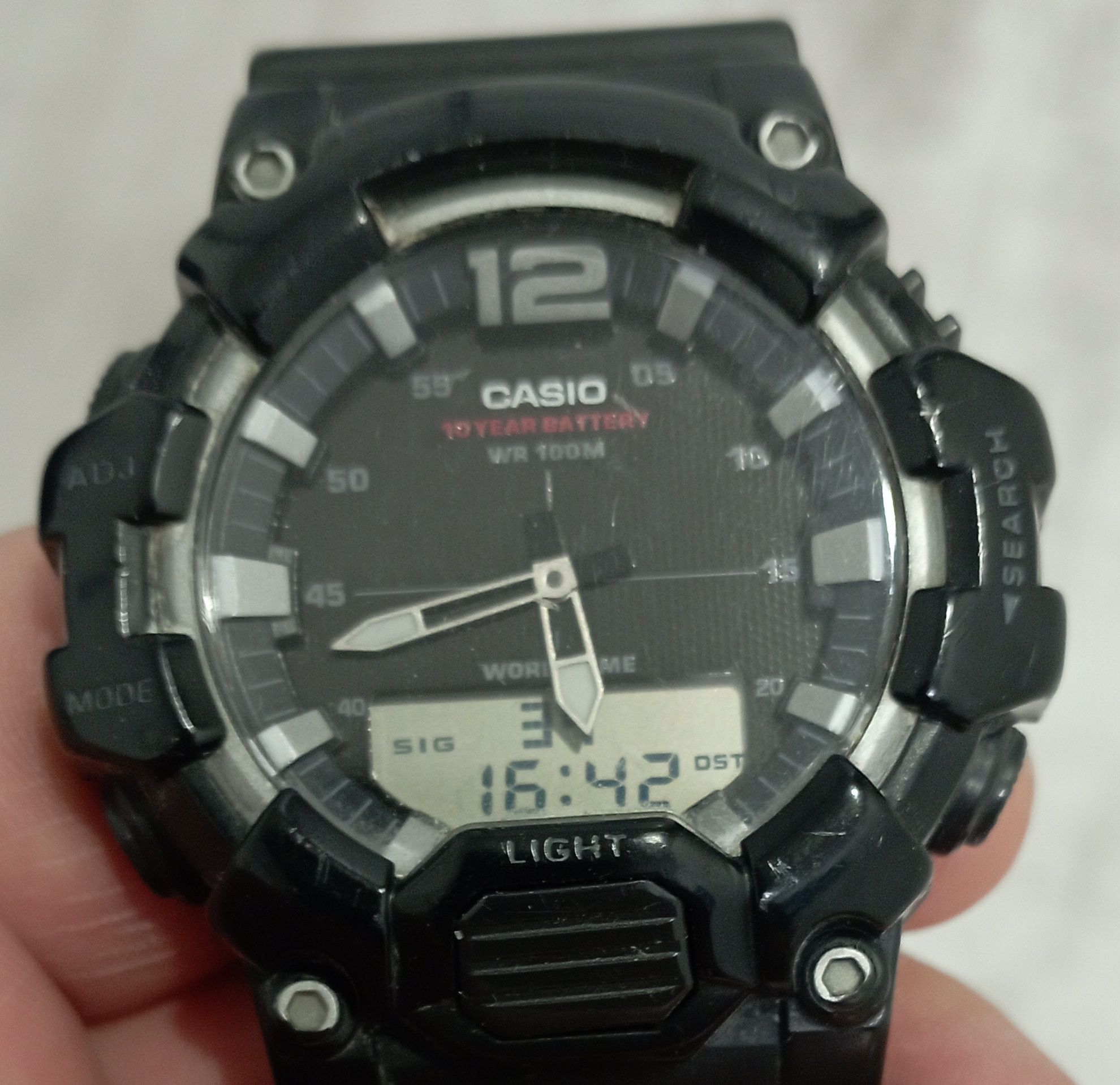 Casio HDC-700 чорного кольору