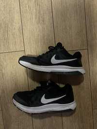 Кросівки Nike Dart XI