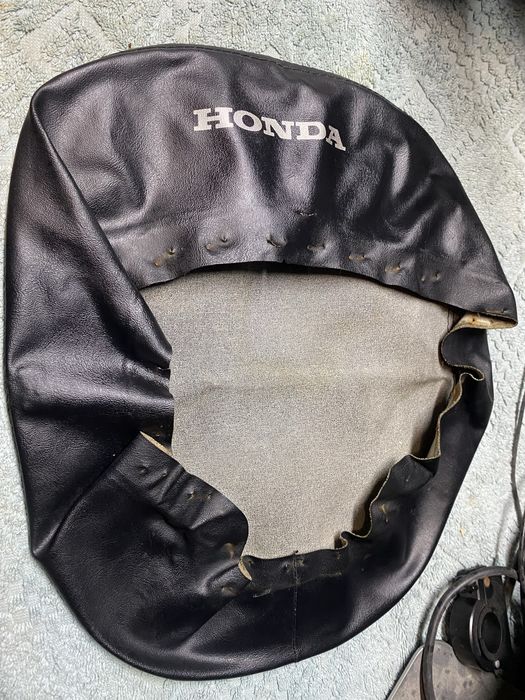 Обшивка сидіння водія і пасажира Honda Shadow