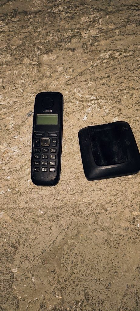 Telefon stacjonarny bezprzewodowy internetowy