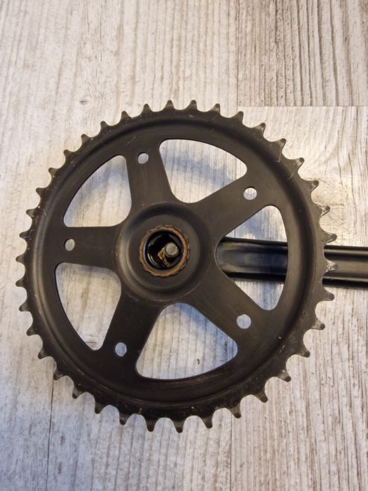 Korby rowerowe mechanizm korbowy do roweru na kwadrat