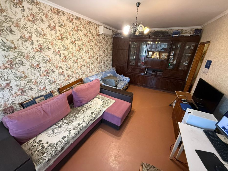 Продам отличную 2х комнатную квартиру в Ингульском районе.