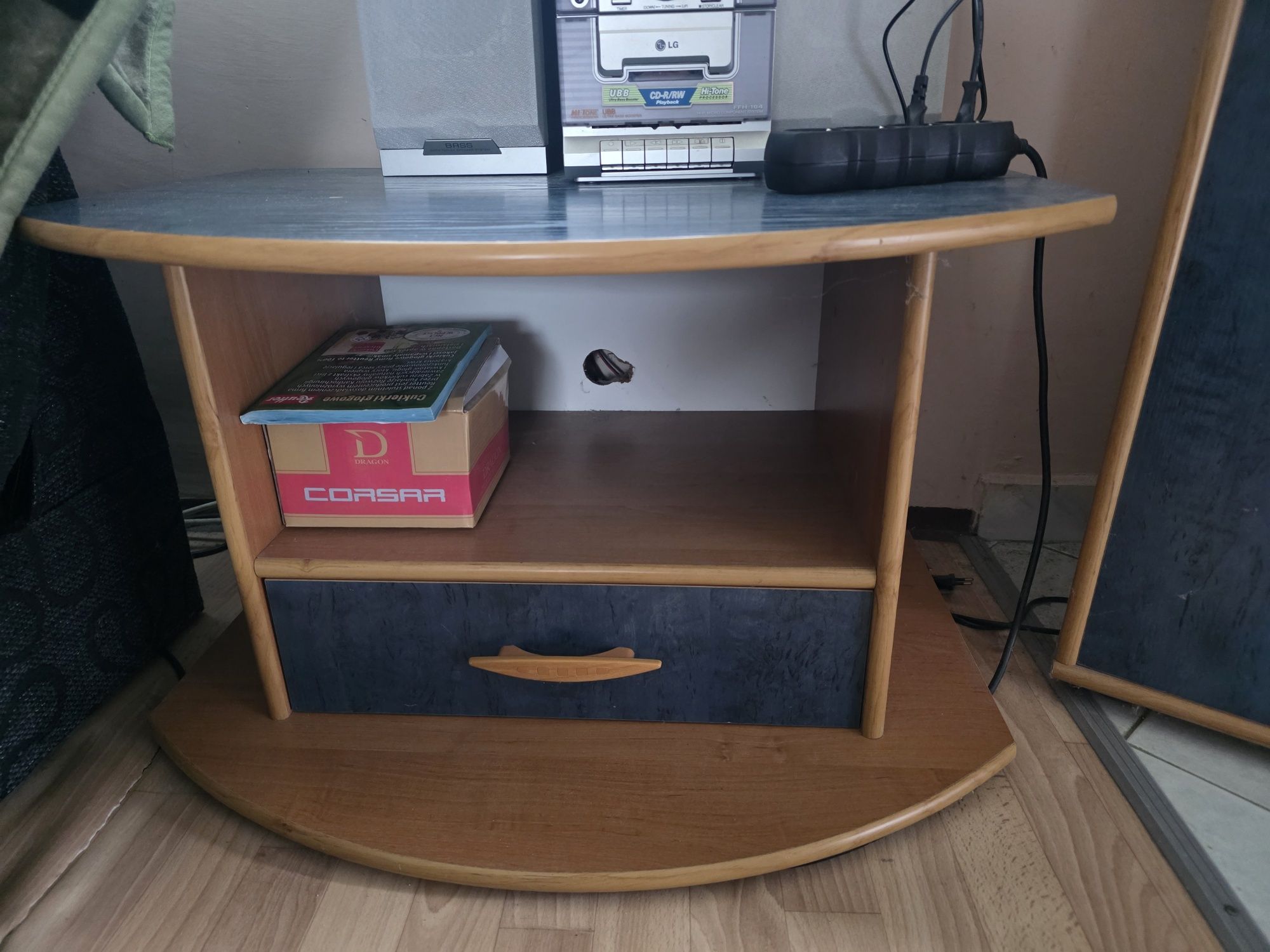 Szafka pod telewizor