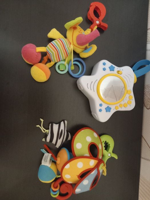 Игрушки подвески на коляску или кроватку
