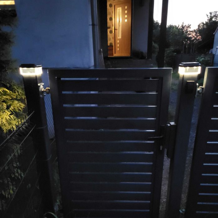 ZESTAW 2x LAMPA SOLARNA 80x80 na słupek ogrodzenie lampka LED daszek