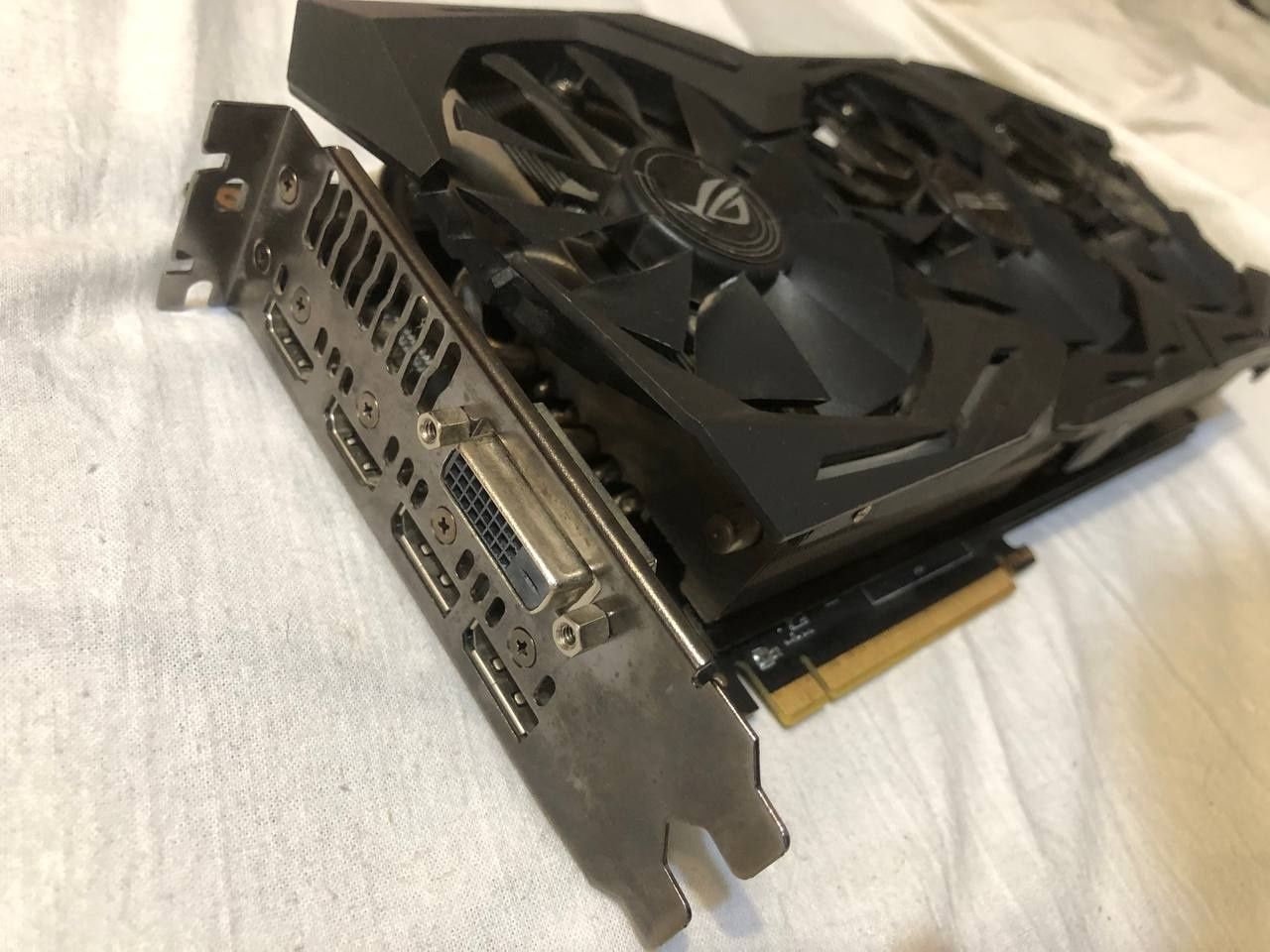 Видеокарта asus gtx 1080 ti rog strix oc